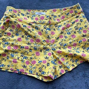 Loft Women's Yellow Floral Shorts Size 8 NWOT